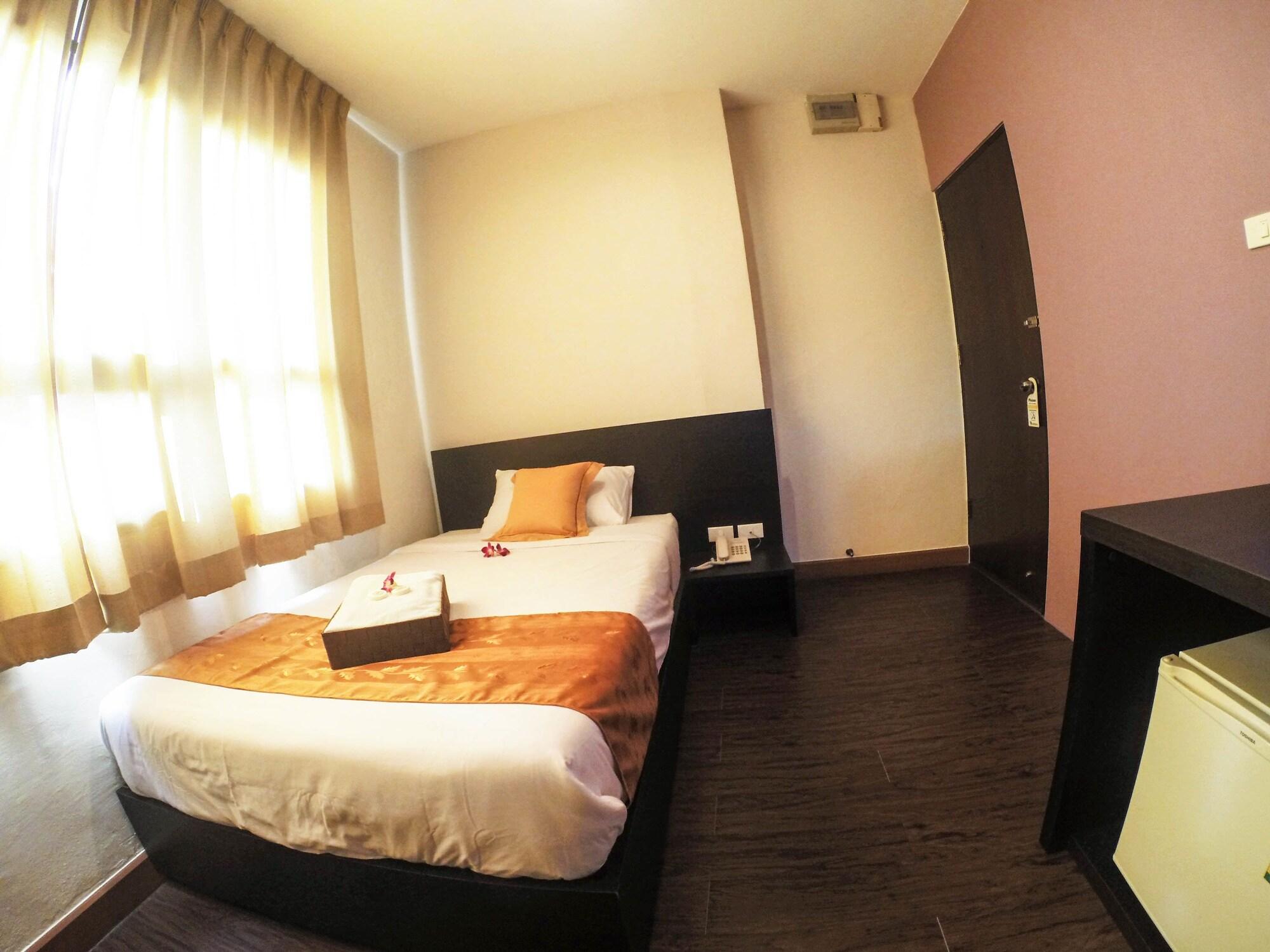 Khaosan Park Resort Бангкок Екстер'єр фото