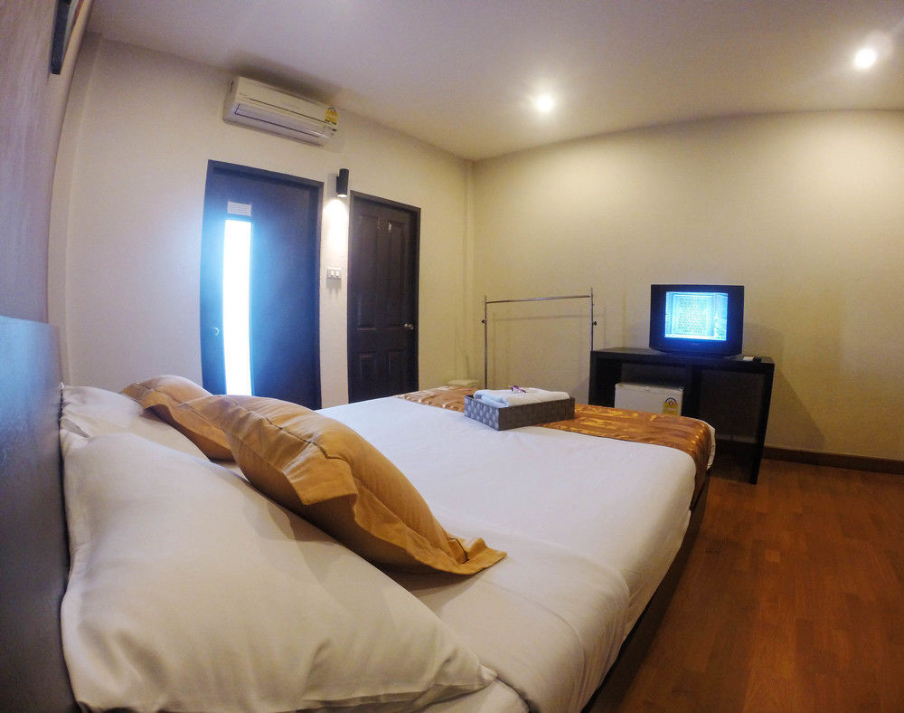 Khaosan Park Resort Бангкок Екстер'єр фото