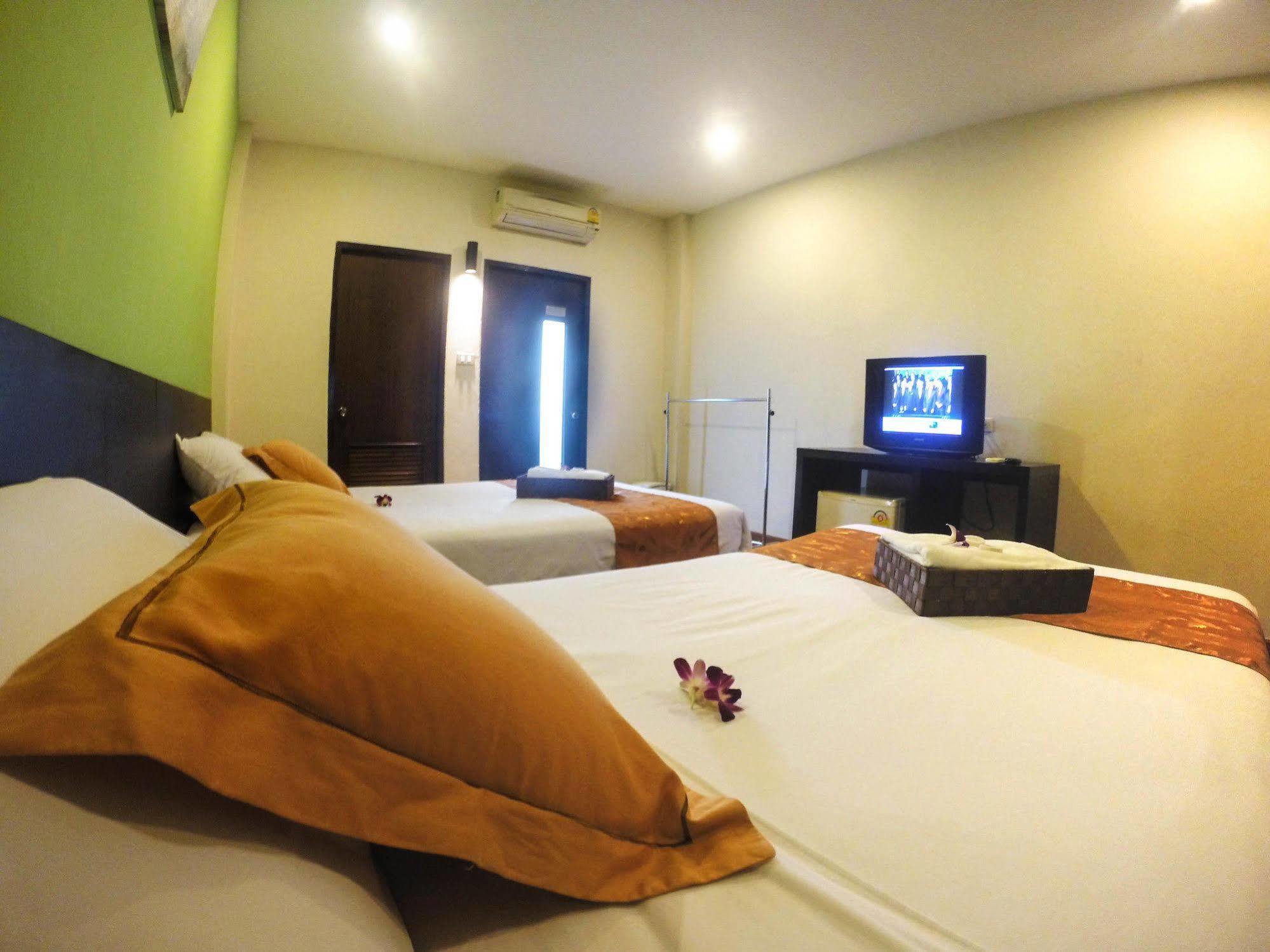 Khaosan Park Resort Бангкок Екстер'єр фото